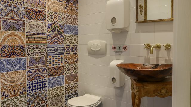 13-Royal-Plastic (56)